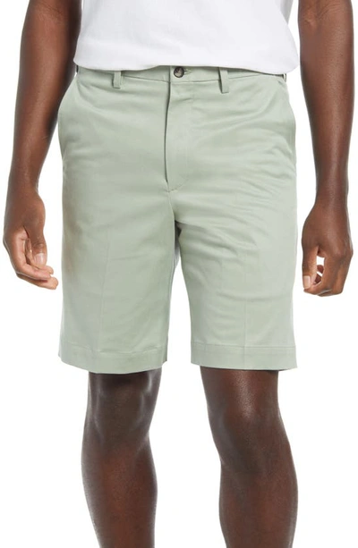 Vintage Classic Flat Front Chino Shorts In Sage