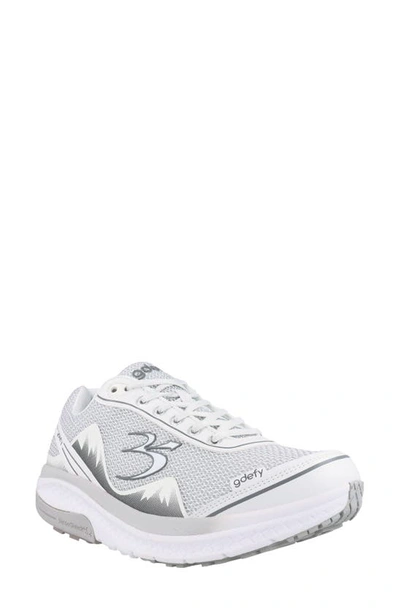 Gravity Defyer Mighty Walk Sneaker In White / Silver