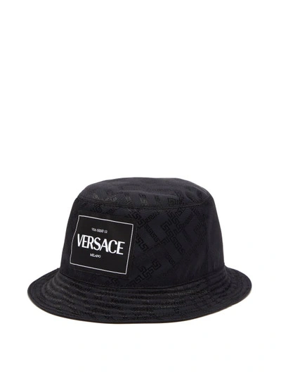 Versace Logo-patch Greco-jacquard Canvas Bucket Hat In Black