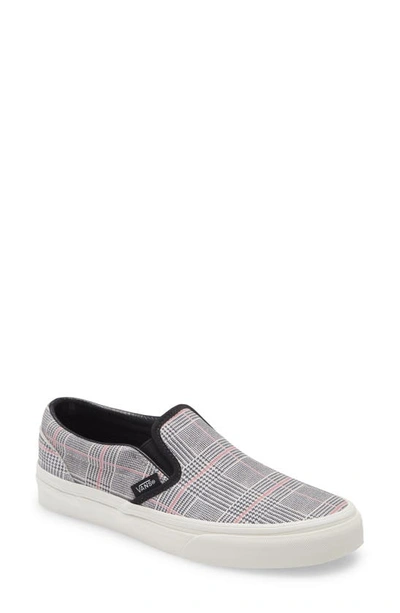 Vans Classic Slip-on Sneaker In Suede Pla