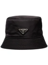Prada Logo Plaque Bucket Hat In Black