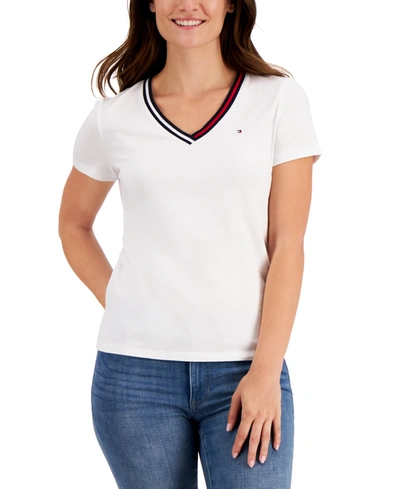 Tommy Hilfiger Logo V-neck T-shirt In Bright White