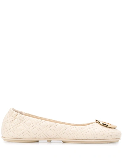 Tory Burch Minnie Quilted Ballerina Shoes In Neutrals
