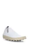 Asportuguesas By Fly London Fly London Care Slip-on Sneaker In White/ White S Cafe