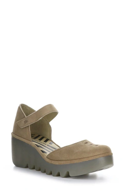 Fly London Biso Wedge Pump In Sand Cupido