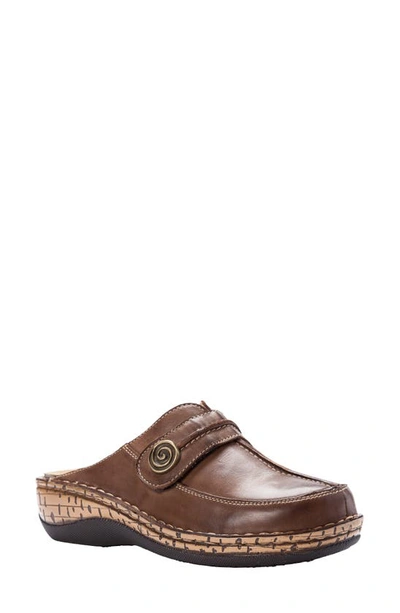 Propét Jana Clog In Brown Leather