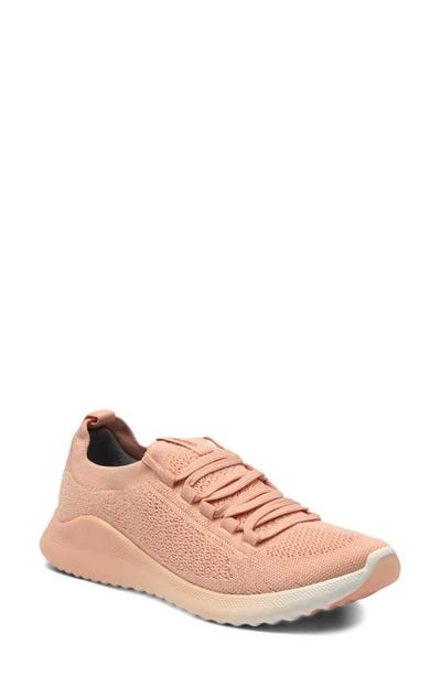 Aetrex Carly Sneaker In Light Pink Fabric
