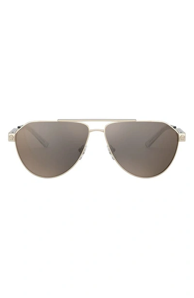 Versace 62mm Oversize Aviator Sunglasses In Gold/ Light Brown Gold Mirror