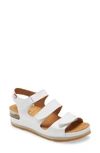 On Foot 201 Slingback Platform Sandal In Blanco