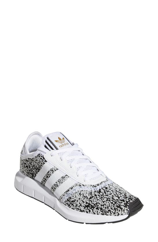 Adidas Originals Swift Run X Sneaker In White/ Core Black/ Gold Met |  ModeSens