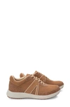 Traq By Alegria Qarma 2 Sneaker In Metta Sand Leather