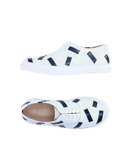 Folk Sneakers In White