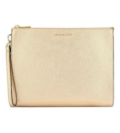 Michael Michael Kors Mercer Leather Travel Pouch In Pale Gold | ModeSens