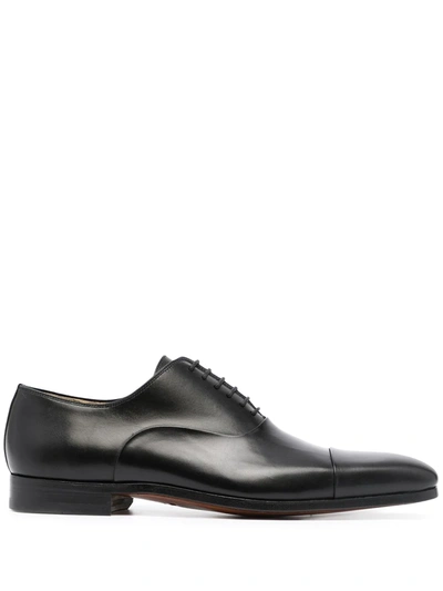 Magnanni Plain Toe 6-eyelet Leather Oxford Shoes In Black