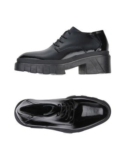 Cinzia Araia Lace-up Shoes In Black
