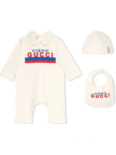 Gucci Babies' Jumpsuit + Bib + Hat Set With Original Logo In Bianco