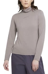 Nike Sportswear Swoosh Women's Long-sleeve Top In Purple Smoke