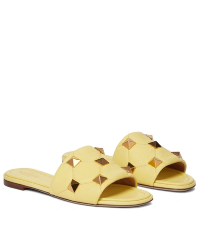 Valentino Roman Stud Flat Slide Sandals In Gelb