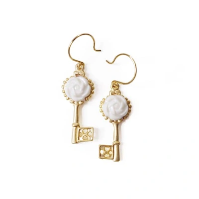 Poporcelain Porcelain Camellia Golden Key Earrings