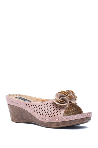 Gc Shoes Juliet Floral Wedge Sandal In Pink