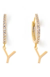 Tess + Tricia Initial Huggie Hoop Earrings In Gold Y