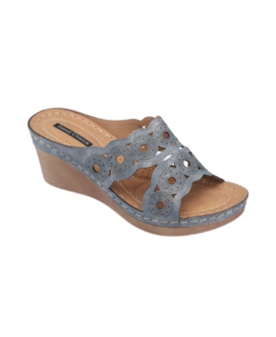 Gc Shoes April Wedge Sandal In Brown