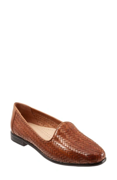 Trotters Women's Liz Lii Flat Shoe Women's Shoes In Brown