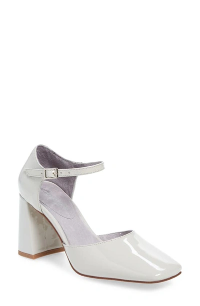 Jeffrey Campbell Brunch Pump In Grey Patent
