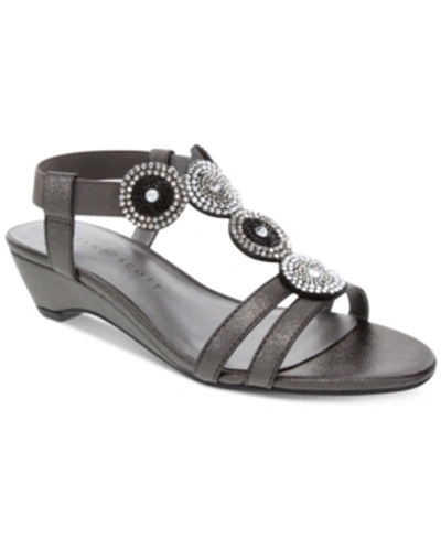 Karen Scott Catrinaa Womens Faux Leather Embellished Evening Sandals In Pewter