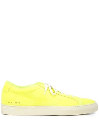 Common Projects Achilles Fluo Sneakers Sneakers Man - Atterley In Yellow