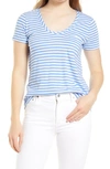 Caslonr Rounded V-neck T-shirt In White- Blue C Brooke Stripe