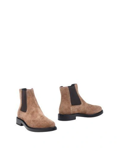Tod's Ankle Boot In Camel