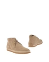 Tod's Boots In Beige