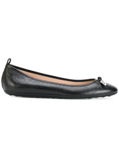 Tod's Ballet Grained Leather Flats In Black