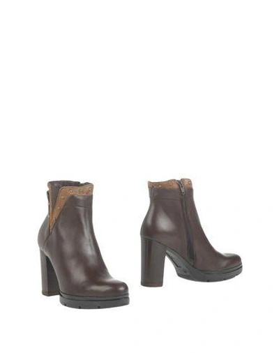 Manas Ankle Boot In Dark Brown