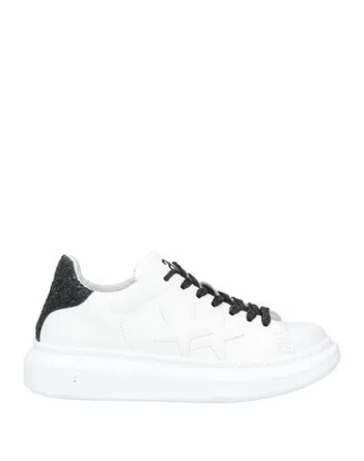 2star Woman Sneakers White Size 8 Leather