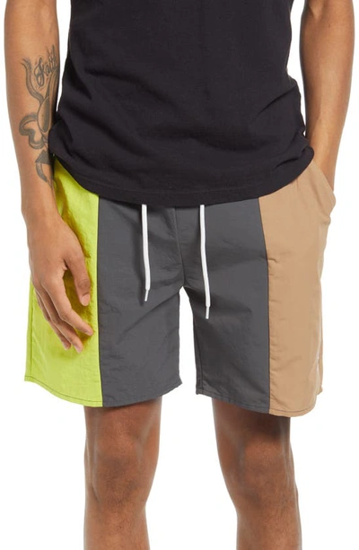 Lira Clothing Minden Shorts In Charcoal