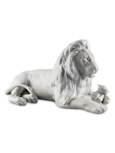 Lladrò Collectible Figurine, Lion With Cub In White
