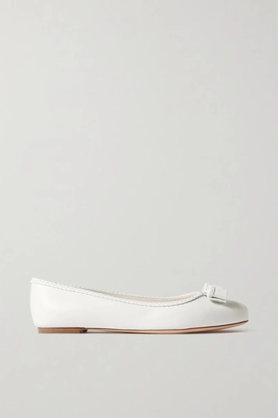 Ferragamo Varina Bow-embellished Braided Leather Ballet Flats In Weiss