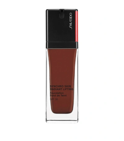 Shiseido Synchro Skin Radiant Lifting Foundation Spf 30 In 560 Obsidian