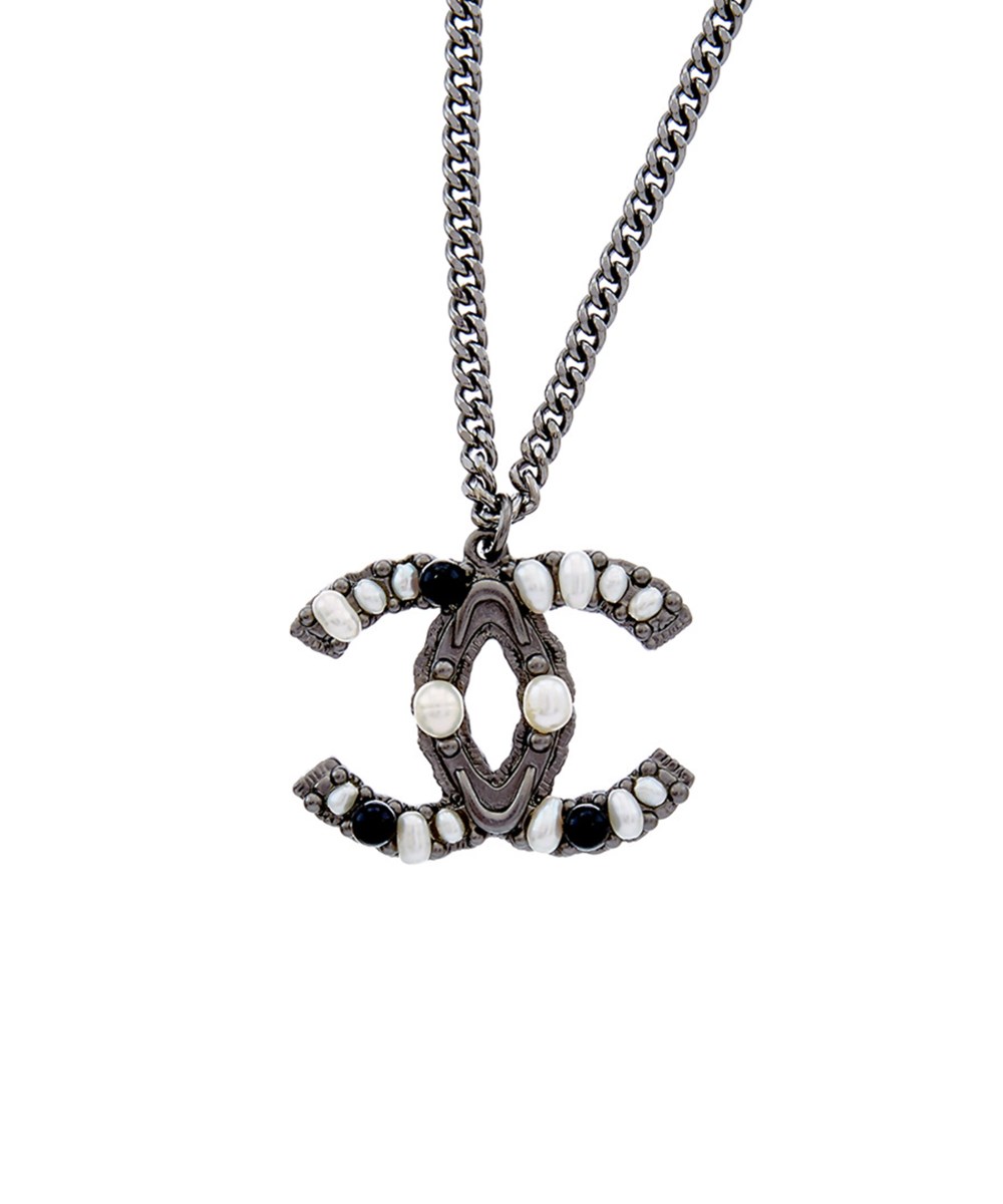 Chanel Gunmetal-tone Pearl Stud Necklace' In Grey | ModeSens