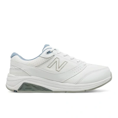 New Balance 813 Womens Leather Comfort Walking Shoes In White/blue