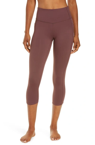 Zella Live In High Waist Pocket Crop Leggings In Burgundy Huckle