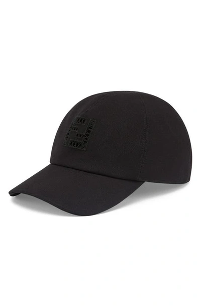 Fendi Ajour Logo Hat In Noir