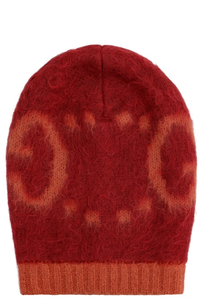 Gucci Orange Gg Logo Intarsia Beanie Hat In Red