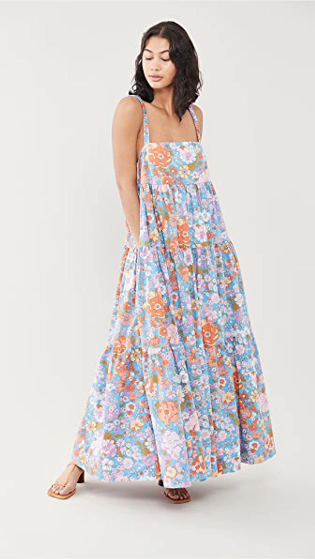 free people bluebell maxi dress I have been in love with this gorgeous from since last year (and had no idea who made it), but quite honestly was scared to try it because I was sure I would look The tiered bottom skirt adds a playful touch Free People Bluebell Maxi Dress