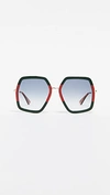 Gucci Urban Web Block Sunglasses In Green Red/grey