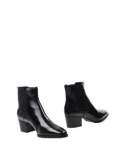 Tod's Ankle Boot In Black