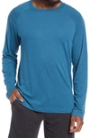 Alo Yoga Triumph Raglan Long Sleeve T-shirt In Mineral Blue