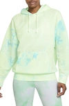 Nike Icon Clash Women's Pullover Training Hoodie In Green Glow/white